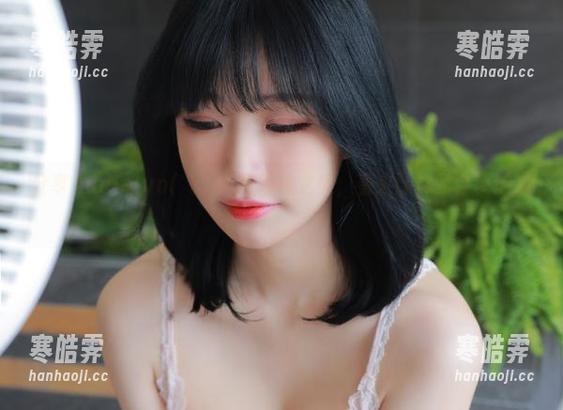 分享Addielyn(에디린)的网袜之美，看来腿真的会说话哦！