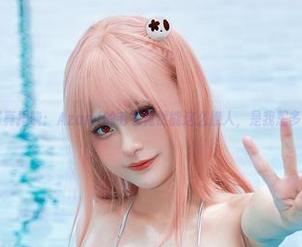 最新写真揭晓：Azami的毛衣竟然能这么撩人，是我想多了吗？