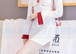 BoBoSocks袜啵啵 – 观看原图：稚予用天鹅绒黑袜调皮地撩拨你的视觉神经！