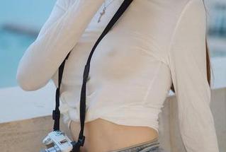 HuaYang花漾 – 回头一瞥，沈蜜桃off的水手服真是让人目不暇接，资源收好，画面太饱满！