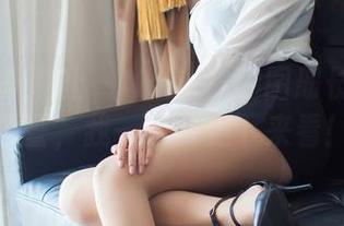 IMiss爱蜜社 – Nono酱的图册长腿：我发誓，我一定要坐下来看！