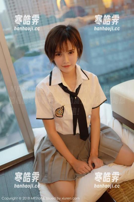 MFStar模范学院 - 不得不说，程程CC的私房写真真有少女的魔力，止不住地想多看几遍！