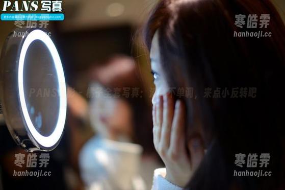 PANS摄影 - 橘子全套写真：清纯不单调，来点小反转吧