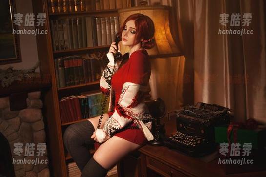 忘掉高跟鞋，Sayathefox的棉袜写真告诉你‘舒适’也能性感！