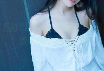 躲在家里的Shika小鹿鹿：全套图集分享，谁说居家不能性感？
