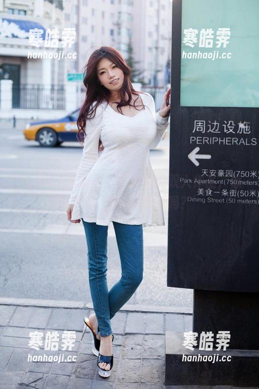 TuiGirl推女郎 - 赵惟依的双人作品，像是在说‘你还敢继续吗？’