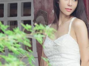UGirls尤果网 – 当信悦儿变成兔女郎，网盘里的一抹春光等你来发现！