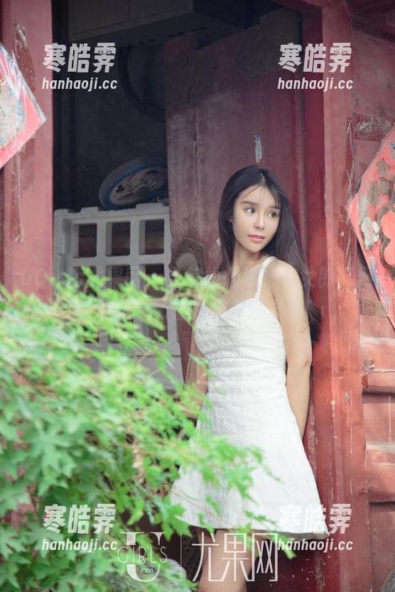 UGirls尤果网 - 当信悦儿变成兔女郎，网盘里的一抹春光等你来发现！