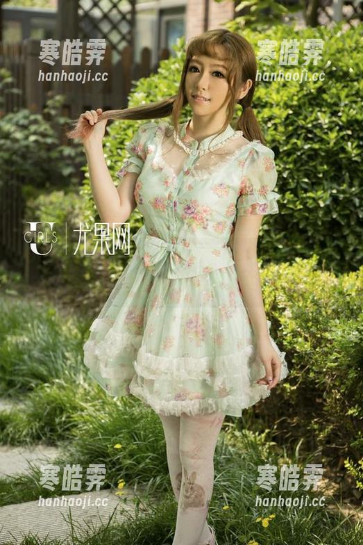 UGirls尤果网 - 不只是白色：才可儿的定制图集，让你脑洞大开！