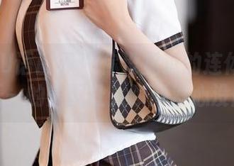 XIAOYU语画界 – 你没见过的连体衣：林乐一的美图让人瞬间没心没肺