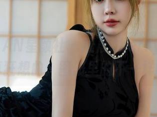 XINGYAN星颜社 – 晨晨Cherry姐姐的写真狂想曲：图册里的不一样的她