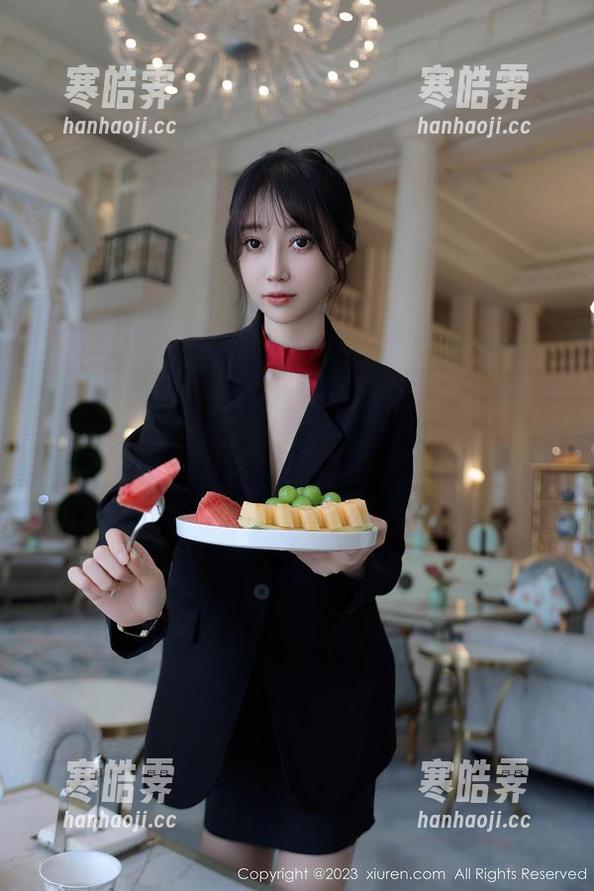 Xiuren秀人网-伊小七MoMo Xiuren秀人网 - 在这个夏日,伊小七MoMo的免费美图为你打造只属于你的清新时光!