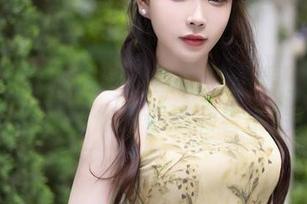 Xiuren秀人网 – 唐翩翩带你看日常：图库里的每个作品都流淌着小情绪！