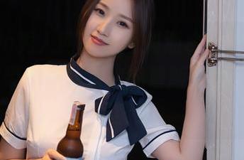 Xiuren秀人网 – 美图如潮水般更新，小Kiki又带来一丝清纯的清新气息，唉，真不错！