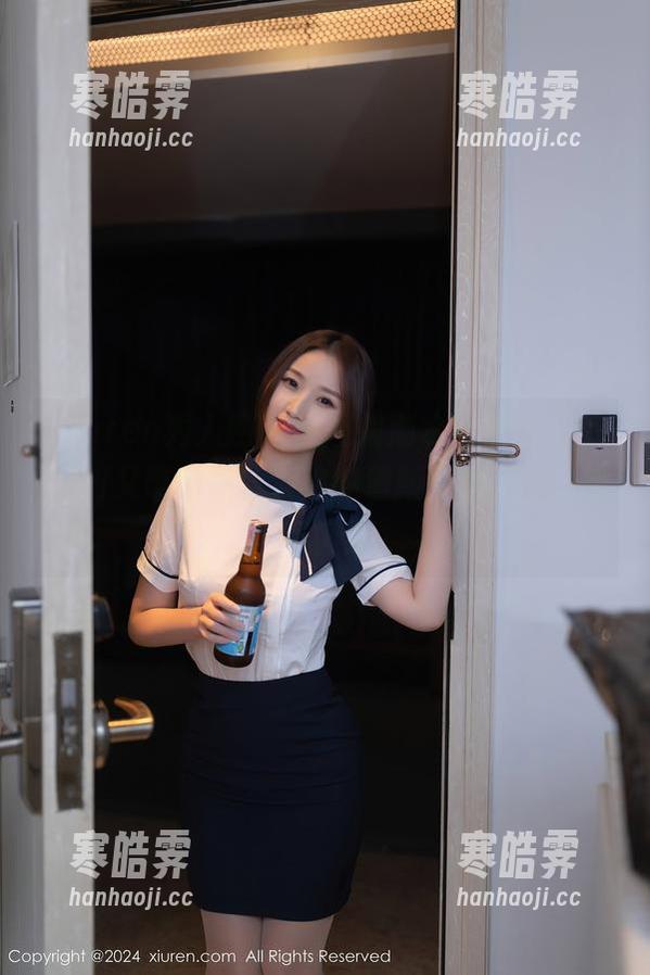 Xiuren秀人网-小Kiki Xiuren秀人网 - 美图如潮水般更新,小Kiki又带来一丝清纯的清新气息,唉,真不错!