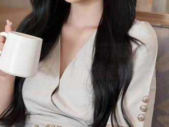 Xiuren秀人网 – 当杜花花遇上白裙，无圣光的图片，简直就是骚动的美丽