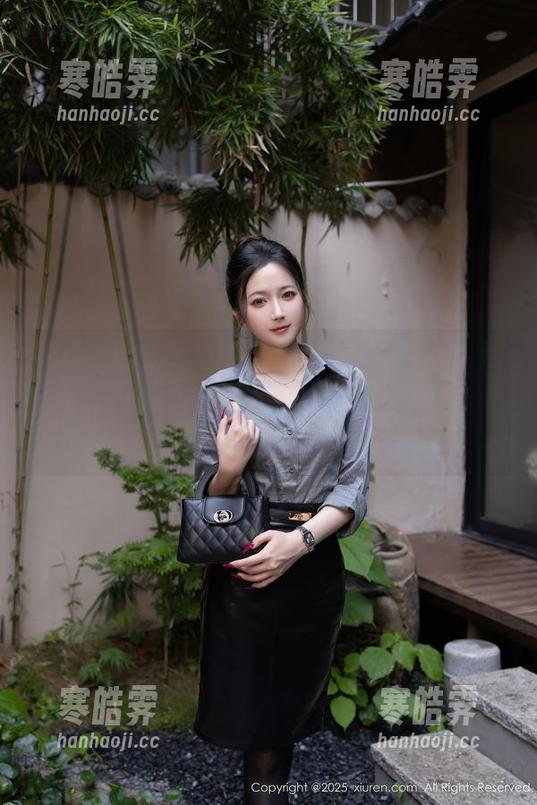 Xiuren秀人网 - 看这里！浅浅Danny的最新旅拍写真集，解锁千种风情与无限可能！