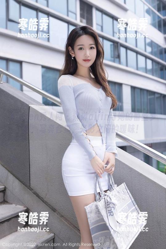 Xiuren秀人网-琳琳ailin Xiuren秀人网 - 琳琳ailin与她的蕾丝梦想:写真合集,光影之间的暧昧!
