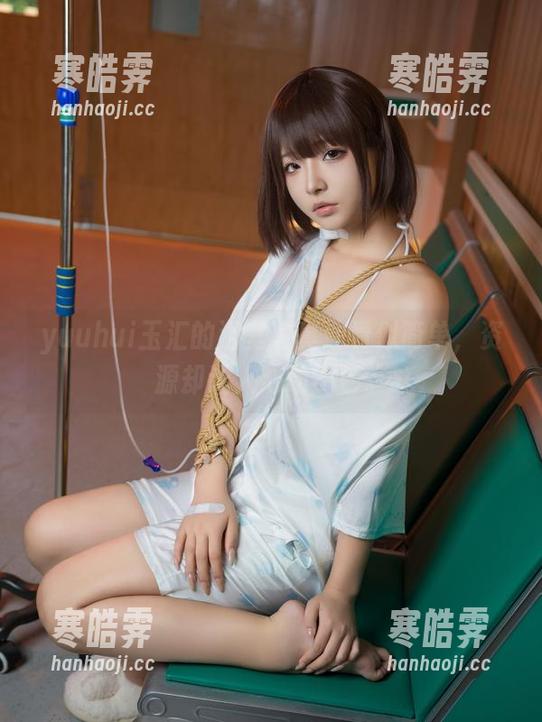 yuuhui玉汇的浴室写真：看似简单，资源却让人心动不已。