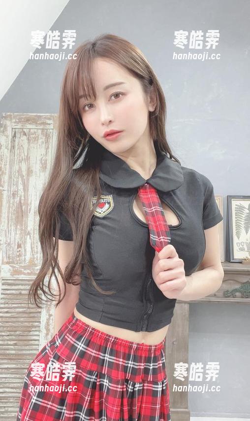 泳池世界，いくみ(育美)的无圣光美图之旅