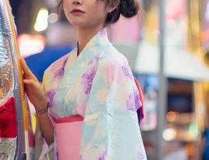 一千只猫薄禾的制服图集：一种说不出的牵引感，像是逗猫的乐趣