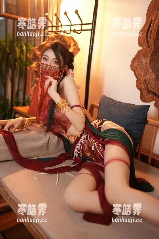 在古风与诱惑的夹缝中，余多多Dudu的妲己cos，下载了再说！
