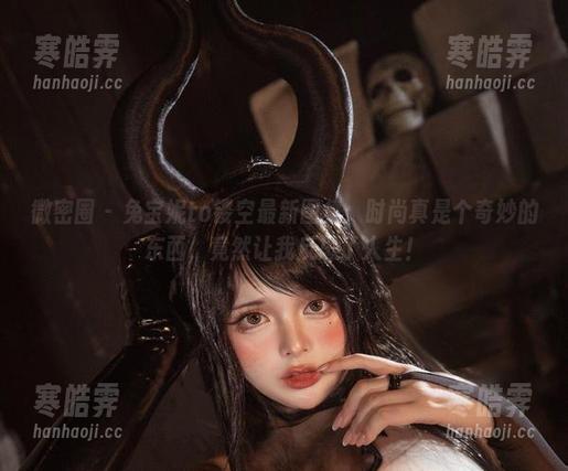 兔宝妮to 微密圈 - 兔宝妮to镂空最新图集:时尚真是个奇妙的东西,竟然让我反思了人生!