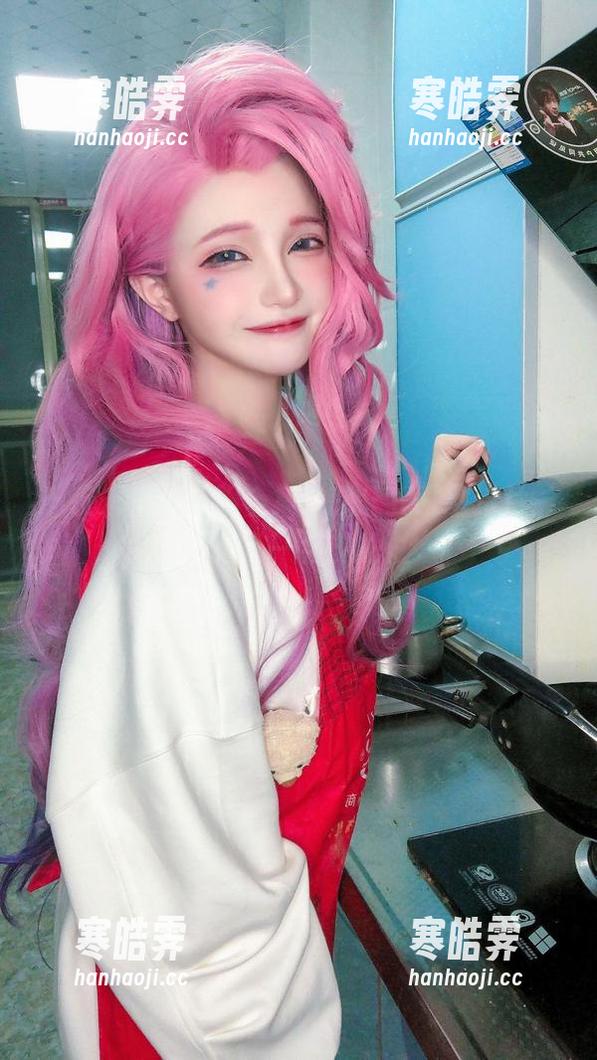 千夜未来水手服合集：就让我眺望这片‘大海’一会儿吧。