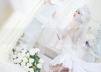 下载叉子宝宝的精致蓝白少女，一起沉浸在那片色彩里！