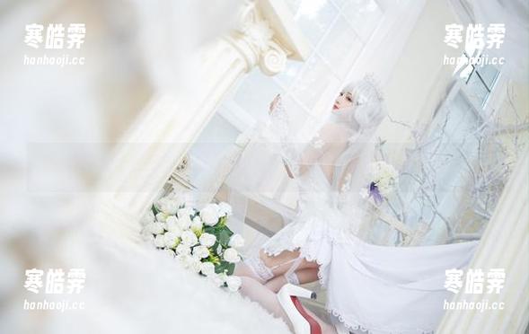 下载叉子宝宝的精致蓝白少女，一起沉浸在那片色彩里！