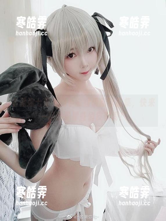 名赖弥七 名赖弥七带来的小狐狸最新作品集,快来一起追寻那些俏皮瞬间!