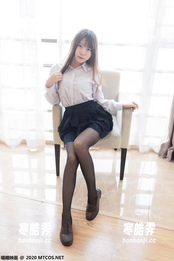 分享喵糖映画的最新力作！娇妻厨娘，保证让你想吃又想亲！