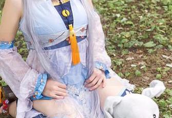 头条女神 – 唐嫣儿的‘死库水’写真，下载后悔不来？