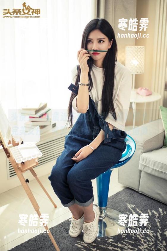 头条女神 - 最近在追的！琳琳最新图片，完美女仆，光阴在她身边都忍不住偷懒。