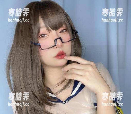 纯白之美！小泉学姐吖作品集，一起来发现“白”背后的故事，资源奉上！