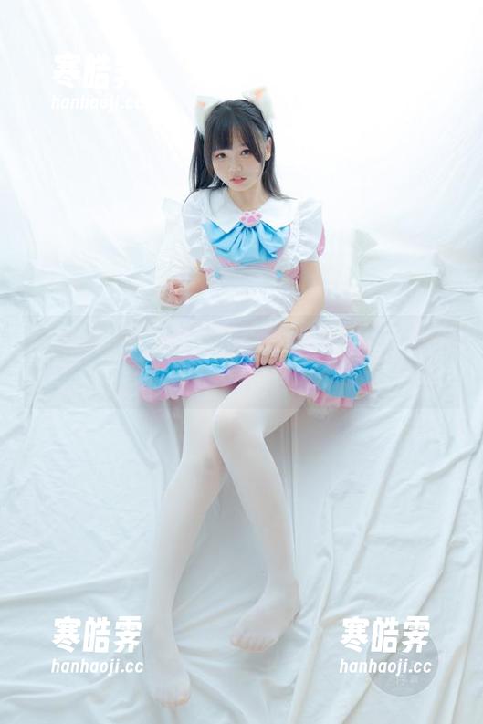 少女秩序 - 鹿可新出的美腿图册，快来围观这双不科学的腿！