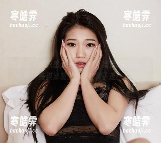 尤物馆-Cris_卓娅祺 尤物馆 - 我只想要一张壁纸,结果被Cris_卓娅祺泳装原图牵着鼻子走!