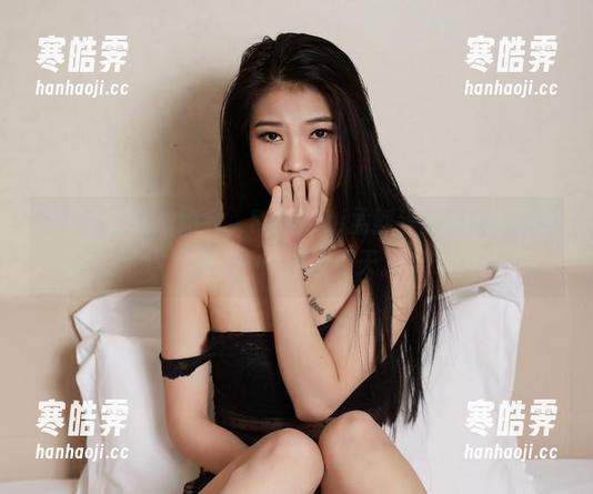 尤物馆 - 私拍约会，FoxYini孟狐狸的短裙让我想到了……那个夏天。