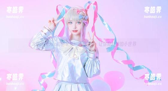 尤猫醒醒ovo的居家秀：私拍图包，让你窥探她的小世界