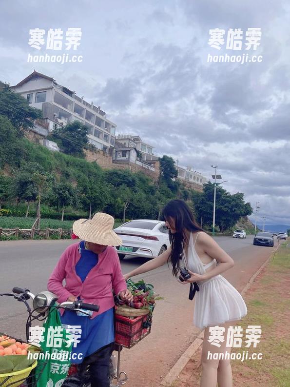 微密圈 - 就是阿朱啊写真新作，乖狗狗的礼物原图，绝对是“萌宠插画”！