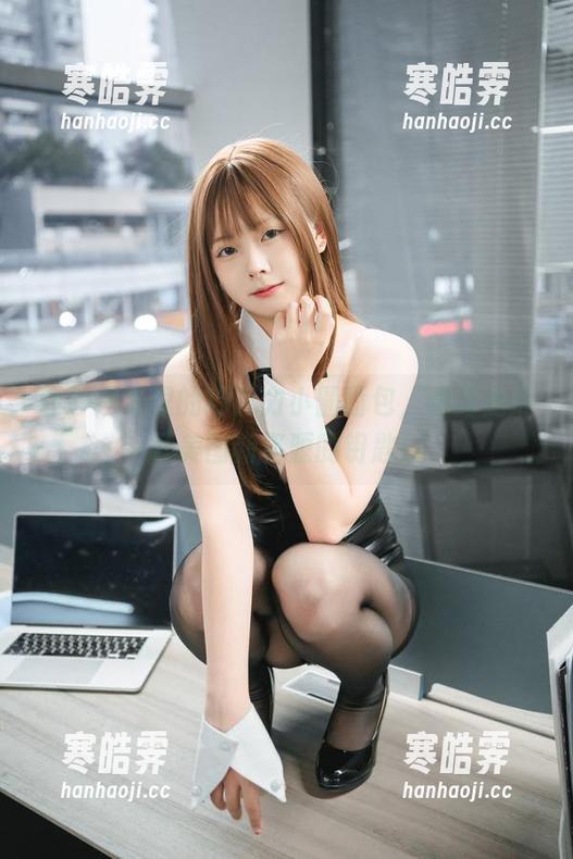 巧克力小圆面包 轻纱幔帐里的巧克力小圆面包,绝对是打开美图新资源的钥匙!