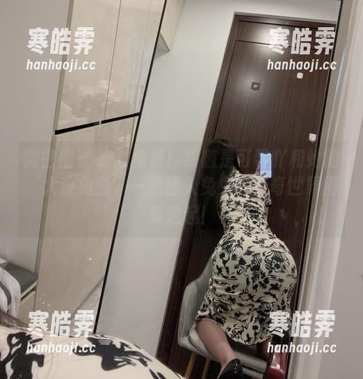 是可馨吖 微密圈 - 绝对免费!跟随是可馨吖和她的‘大粉兔兔’一起进入兔兔的好奇世界图集走起!
