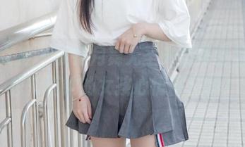 梦丝女神 – 被花月舞无圣光的作品惊艳，想知道她的女孩心情藏在哪？