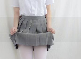 森萝财团 – 在一堆白丝网鞋图片资源中找乐子：默陌的合辑真是太妙了！