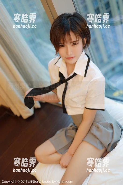 模范学院 - 高清与制服的完美邂逅，糯美子Mini的资源绝对让你心动！