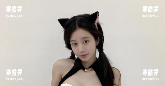 火龙果羊 微密圈 - 一瞬间心动,火龙果羊黑连体吊带写真集,立即下载,围观吧!