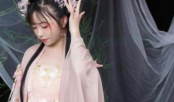 爆机少女喵小吉的黑丝故事：原图下载来袭，看她怎么用腿和时尚讲述故事！