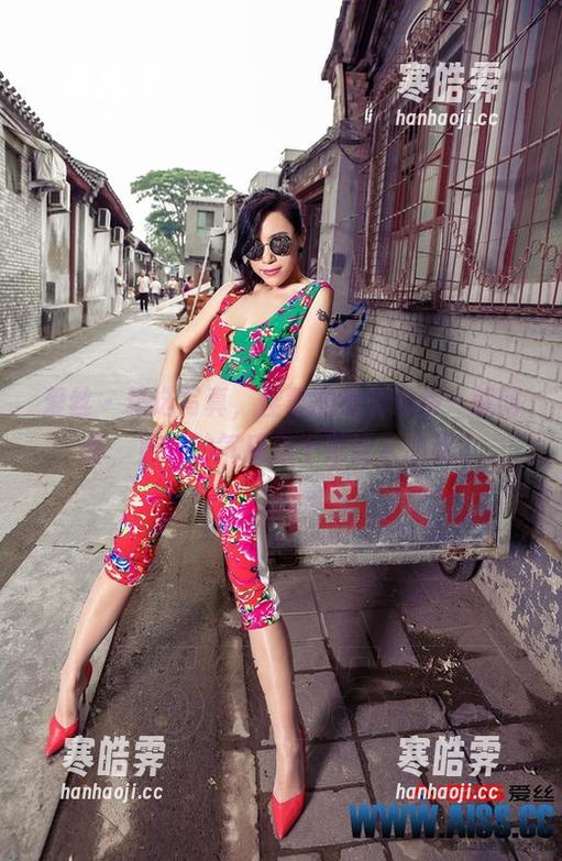 爱丝 - 精选写真，佳慧的黑色风格：就问你，黑色的气质是不是让人心动？