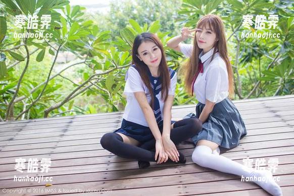 爱蜜社 - 从未见过的杨晨晨sugar灰丝写真：精选中最具喜感！
