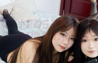 物恋传媒 – 小茶的白裙图包：分享给朋友们，她们也需要这份美丽！